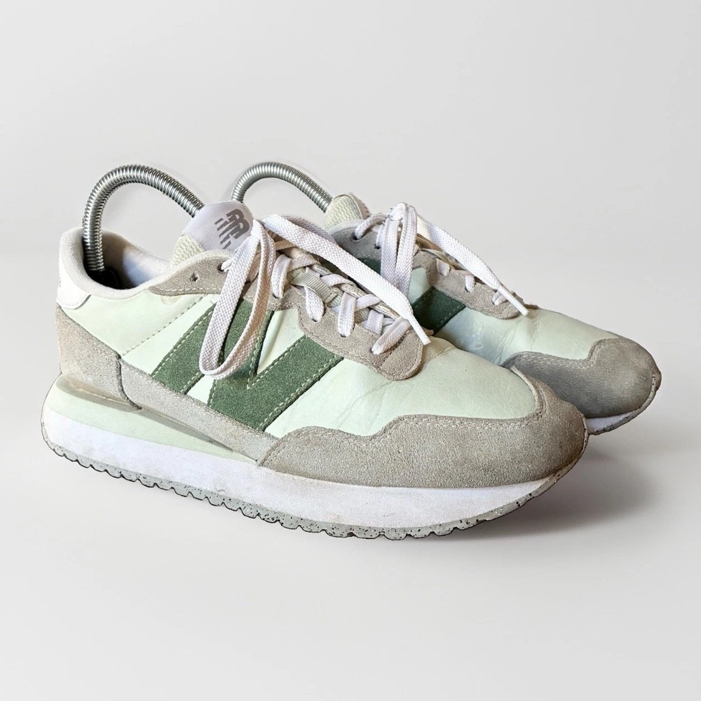 New Balance 237 Lace Up Sneakers Shoes Green White Gray Womens 8.5